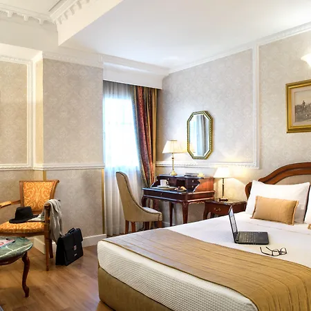 Mediterranean Palace 5*