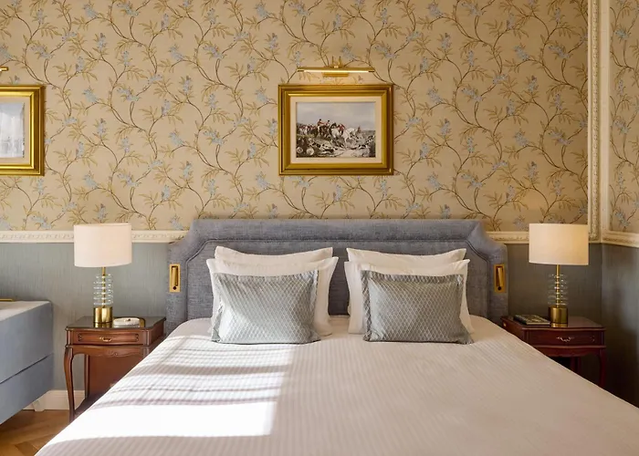 Hotell Mediterranean Palace