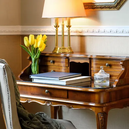 메디터레니안 팔라스 호텔 테살로니키