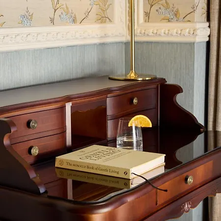 메디터레니안 팔라스 호텔 테살로니키