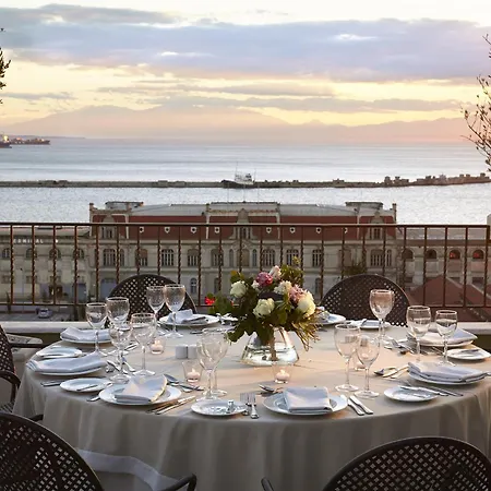 호텔 메디터레니안 팔라스 5*