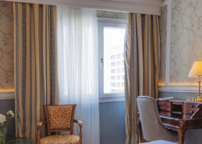 Mediterranean Palace 5*