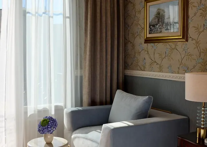 Mediterranean Palace 5*