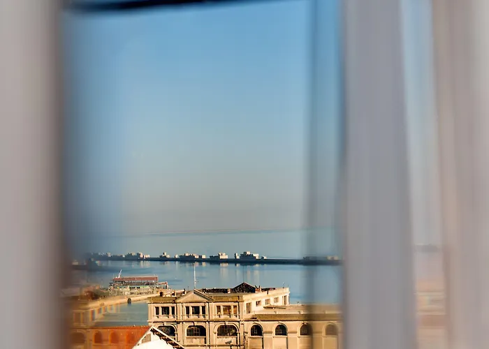 Hotel Mediterranean Palace